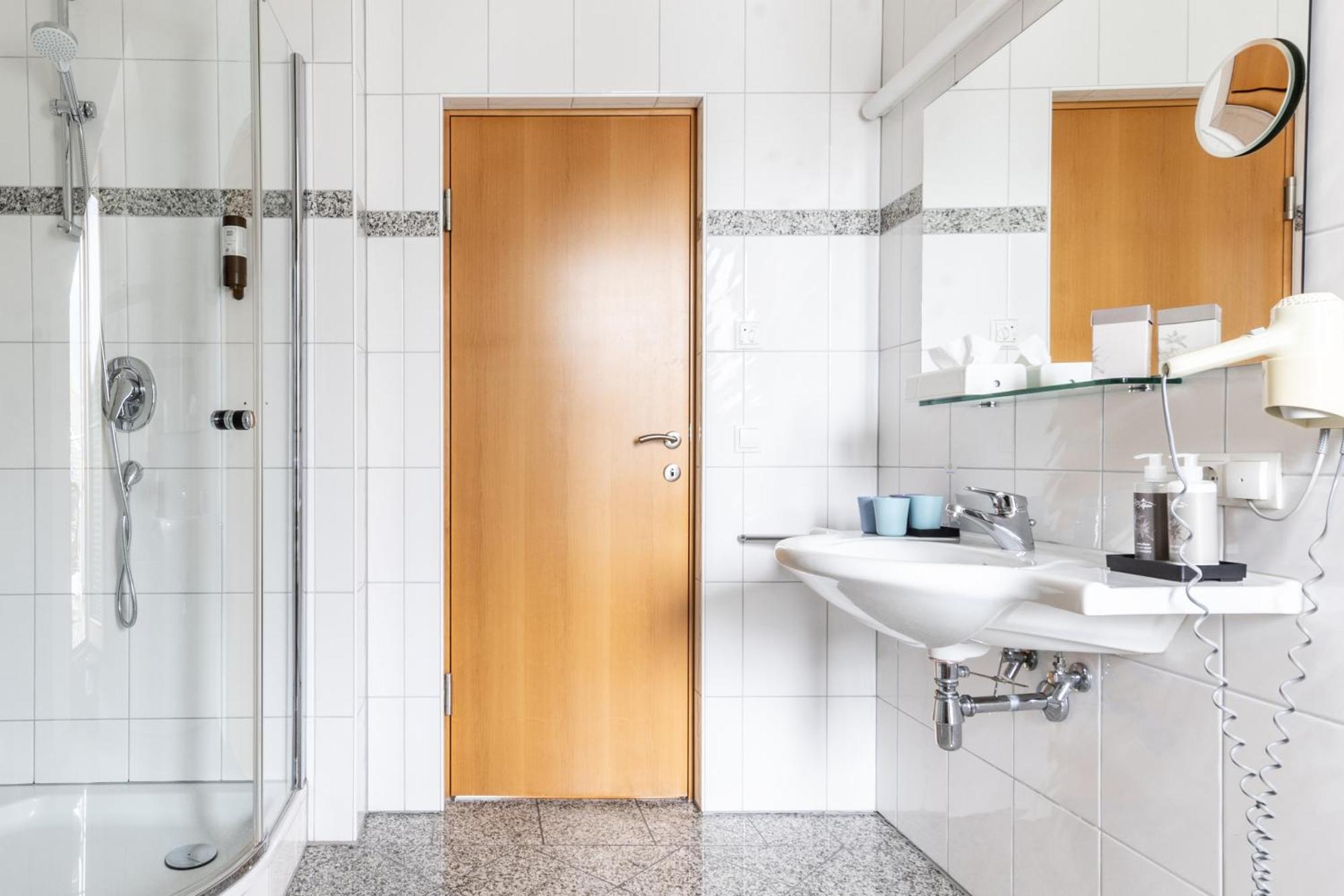 Hotel Loewen Lingenau Εξωτερικό φωτογραφία